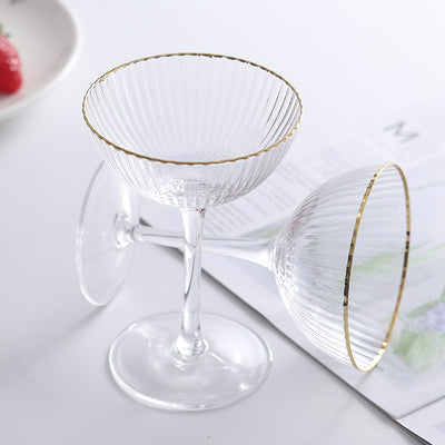 Vaso Elegante para Helado con Borde Dorado y Rayas de Cristal - Image 12