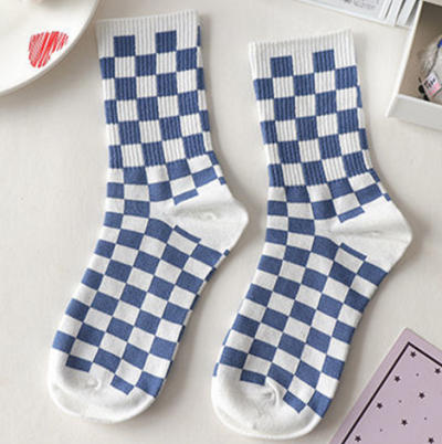 Calcetines Medianos Estilo Coreano con Osito Adorable - Image 3