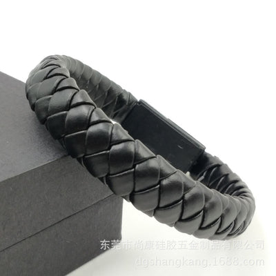 Pulsera Cable de Datos Tejida en Cuero - Diseño Creativo 2 en 1 - Image 3