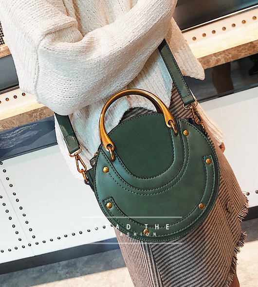 Bolso Redondo de Remaches Portátil - Bandolera Elegante Estilo Coreano para Mujer - Image 2