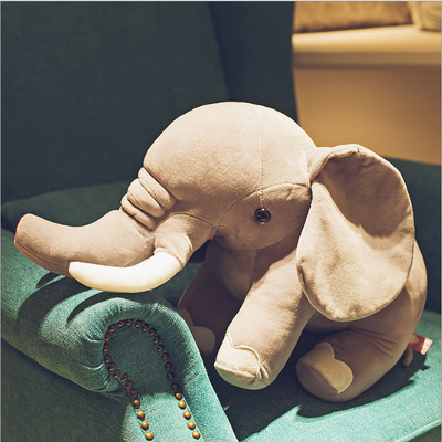 Peluche Elefante Suave y Acogedor - Image 4