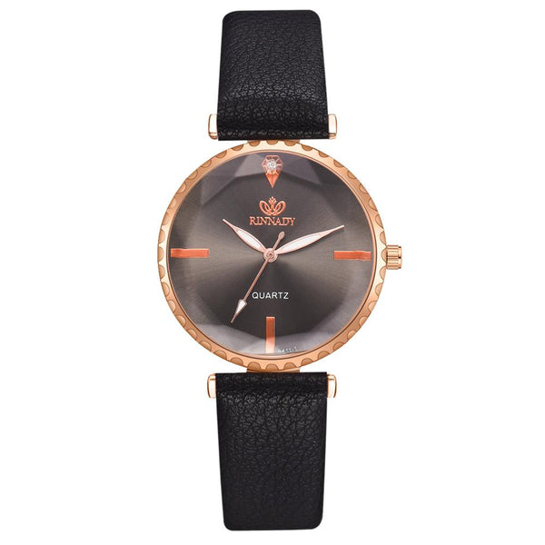 Reloj de mujer con diamantes y correa elegante