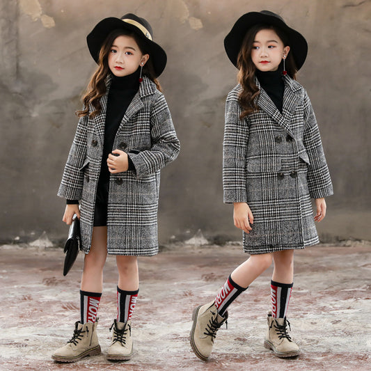 Abrigo a cuadros gris para niñas - Diseño clásico y versátil