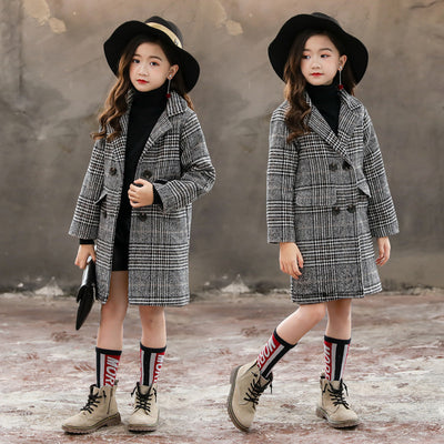 Abrigo a cuadros gris para niñas - Diseño clásico y versátil