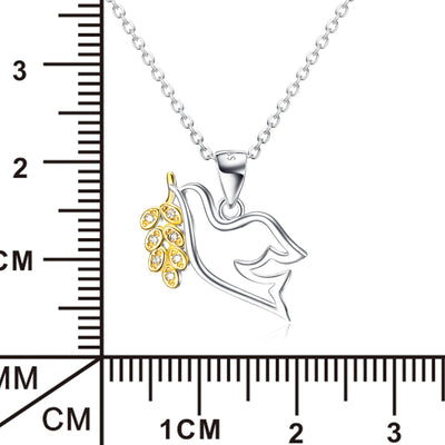 Collar con Colgante de Paloma de la Paz Bañado en Oro con Micro Incrustaciones para Mujer - Image 3