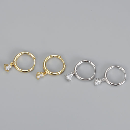 Aretes Minimalistas de Diamante Geométrico - Image 4
