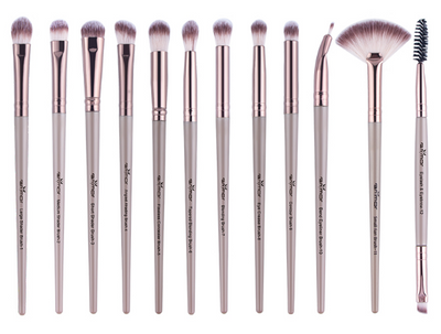 Set de 12 Brochas de Maquillaje Profesional - Sombras, Iluminador y Cejas - Image 3