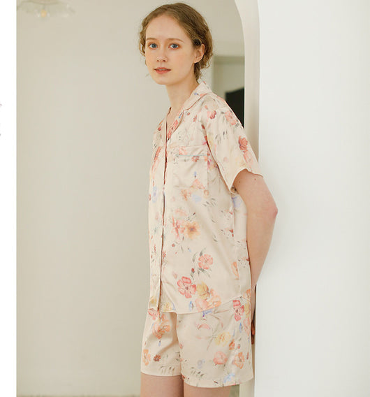 Pijama Corto Floral para Casa - Conjunto de Blusa y Shorts - Image 5