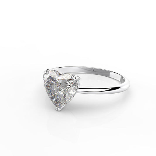 Anillo de Corazón Versátil y Minimalista