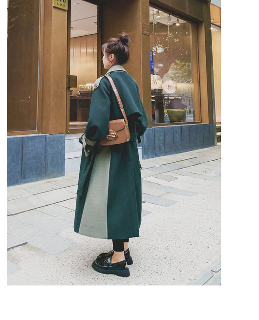 Abrigo de Lana Verde Oscuro con Costura de Diseño para Mujer - Invierno - Image 5