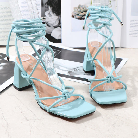 Sandalias con Tacón Robusto y Tiras Cruzadas para Mujer - Image 24