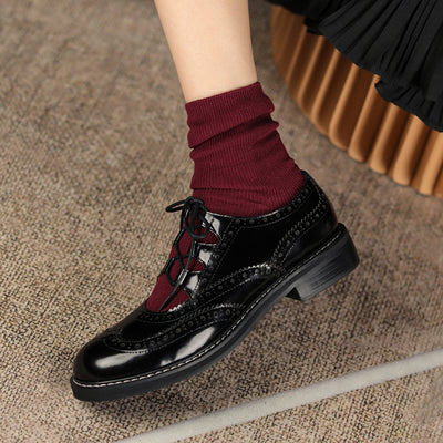 Mocasines Retro Franceses para Mujer con Cordones y Cuero Charolado Tallado - Image 7