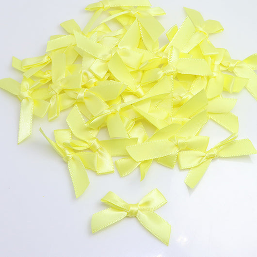 Material de Embalaje Premium con Acabado de Cinta y Moño Decorativo - Image 15