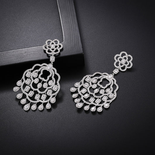 Aretes de Cobre Hueco Lujo con Circonitas Incrustadas - Diseño Vintage - Image 4