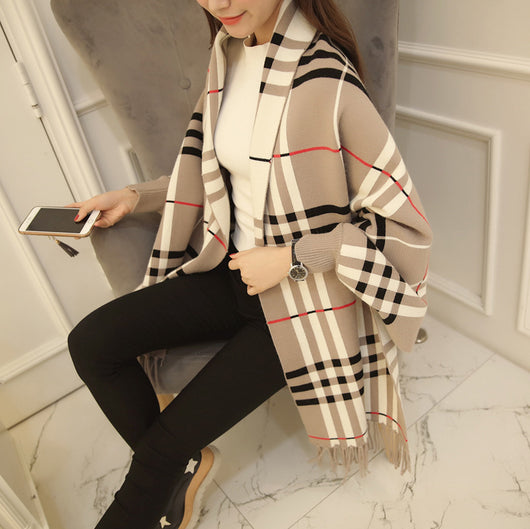 Capa Poncho Escocés con Borlas - Abrigo Elegante para Mujer - Image 17