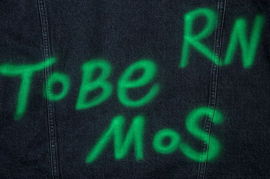Chaqueta Denim Hip Hop con Letras Americanas Estampadas - Image 12