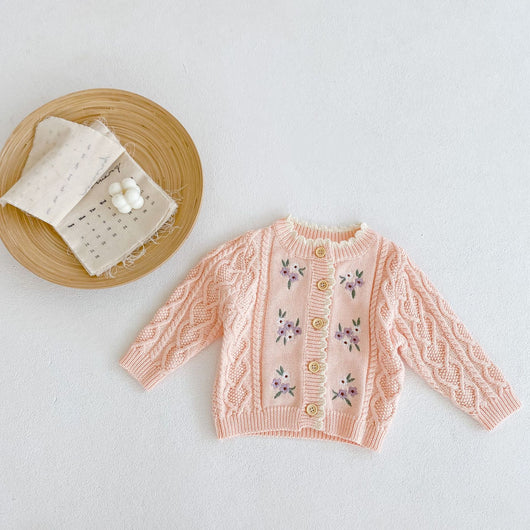 Abrigo de Niña con Bordado Floral Delicado - Image 12