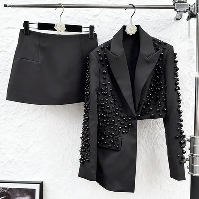 Conjunto Elegante de Blazer y Falda con Detalles Beige Bordados - Image 11