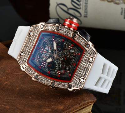 Reloj de Lujo para Hombre con Diseño Calavera y Cristales Brillantes - Image 5