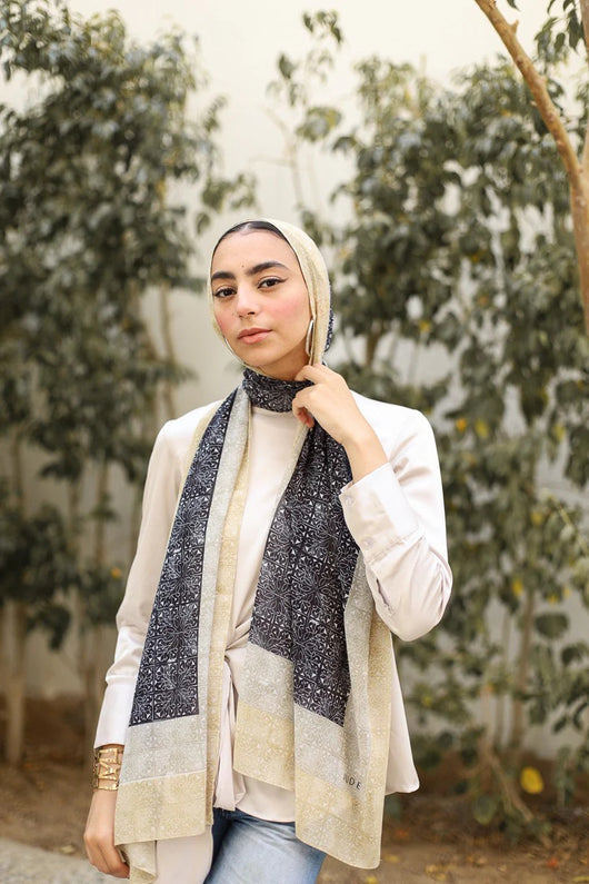 Pañuelo Hijab de Satén Estampado - Image 12