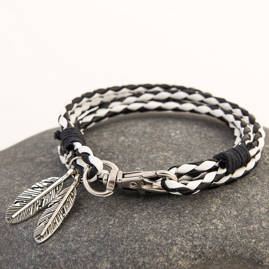 Pulseras de Amistad con Cuero y Amuletos - Brazaletes de Moda - Image 3