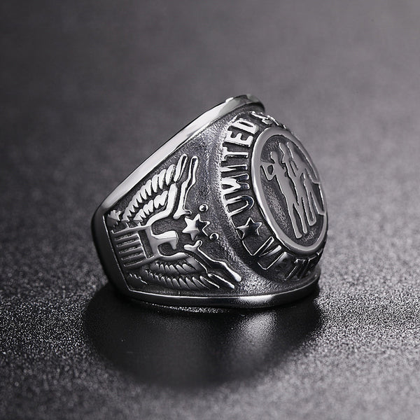 Anillo de Acero Titanio Personalizado para Hombre