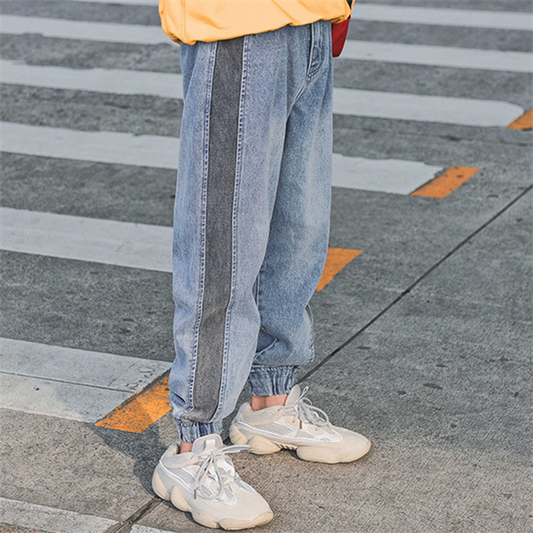 Jeans con Paneles Contrastantes - Image 2