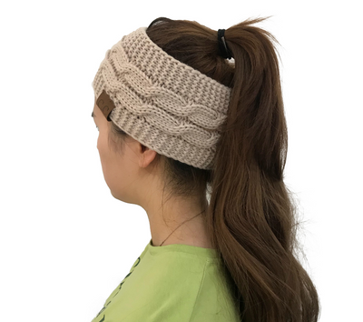 Gorro Tejido Invierno para Mujer con Agujero para Coleta - Beanie Cálido de Punto Trenzado - Image 7