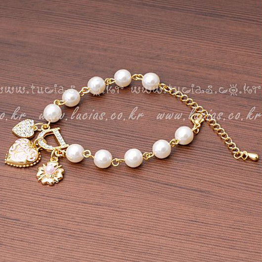 Pulsera Corazón Flor Coreana con Perla y Letra D en Diamante - Image 3