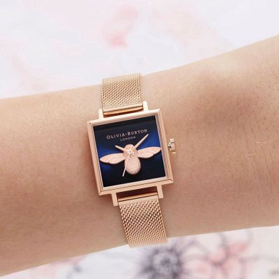 Reloj de Pulsera Cuadrado para Mujer con Escala Romana y Acero Inoxidable - Image 7