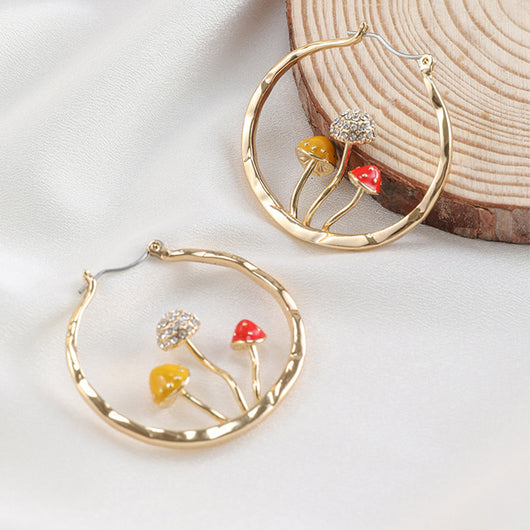 Aretes Colgantes Tres Hongos Dorados para Mujer - Diseño Trendy y Dulce - Image 5