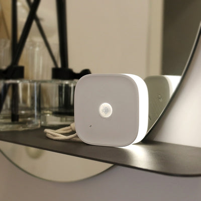 Lámpara LED de Pared con Sensor de Movimiento y Carga USB - Image 4