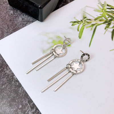 Aretes Coreanos Asimétricos con Flor de Perla y Moño - Image 32