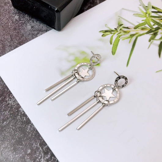 Aretes Coreanos Asimétricos con Flor de Perla y Moño - Image 32