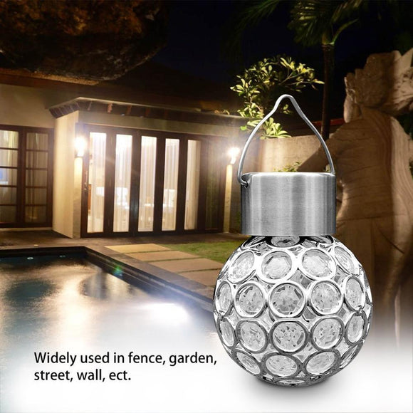 Esfera de Cristal Iluminada con Energía Solar