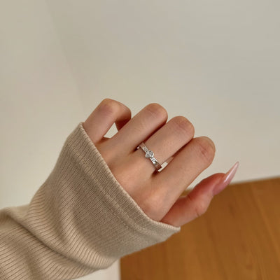 Anillo Retro de Mujer en Metal con Forma de Pera y Acabado Cepillado - Image 8
