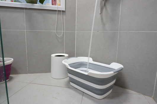 Bañera Plegable de Silicona para Bebés y Mascotas - Antideslizante - Image 4