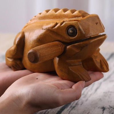 Guiro de Rana de Madera con Raspador de Percusión