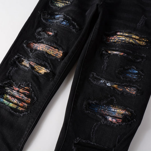 Jeans Rotos Elásticos para Hombre con Parches y Estampado Minimalista - Image 6