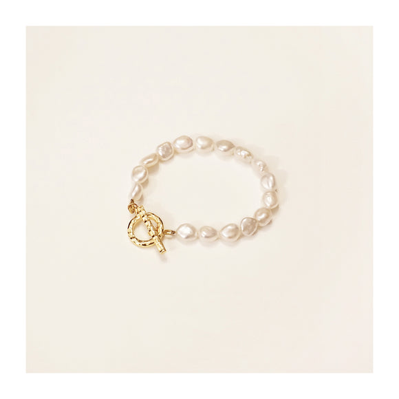 Pulsera de Perlas Barrocas Vintage con Diseño Natural