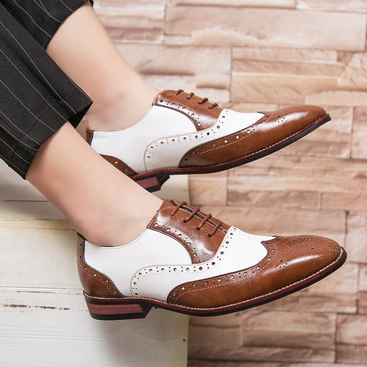Zapatos Brogues Estilo Británico con Cordones y Detalles en Contraste para Hombre - Image 2