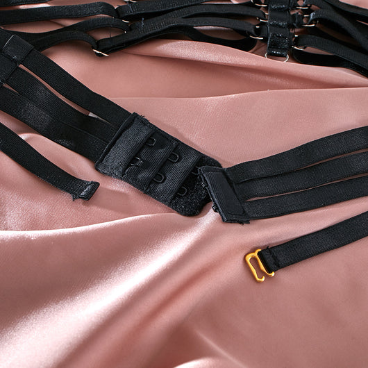 Conjunto de Lencería Sensual con Tirantes de Acero y Anillo Hueco de 3 Piezas - Image 9
