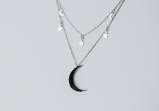 Cadena Clavícula Luna con Diamantes Negros - Image 4