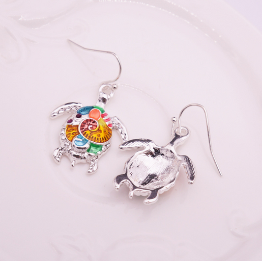 Aretes de Tortuga Coloridos con Efecto Goteo - Diseño Delicado y Brillante - Image 2