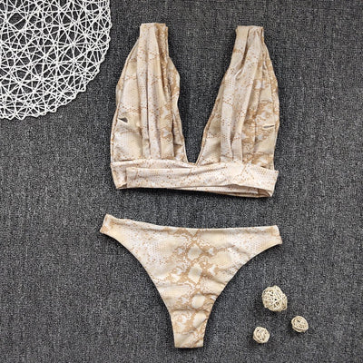 Bikini de Dos Piezas con Estampado de Serpiente y Aberturas - Image 5