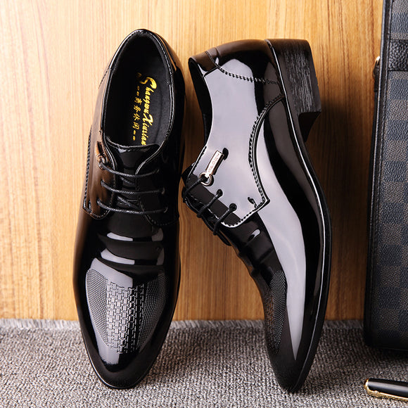 Zapatos de Cuero Charol Negro para Trajes de Negocios