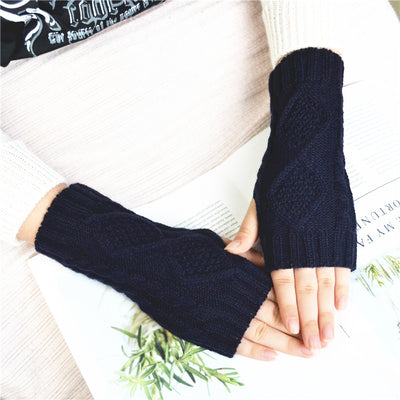 Guantes sin dedos con patrón de diamantes - Image 21