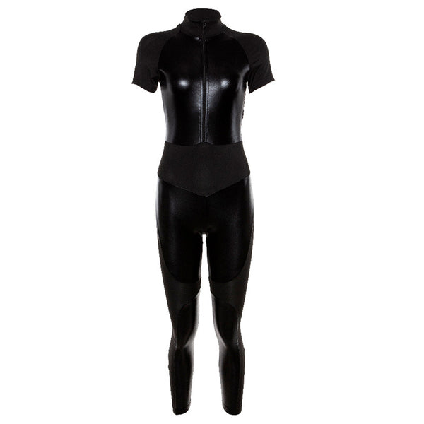 Jumpsuit de Yoga y Fitness con Costura Decorativa - Manga Corta y Cintura Ajustada
