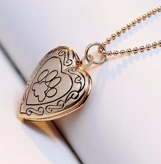 Collar Medallón Huella de Mascota - Joya Emotiva para Amantes de Perros