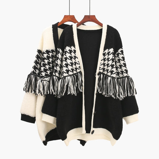 Cardigan de Cuello V con Flecos - Image 3
